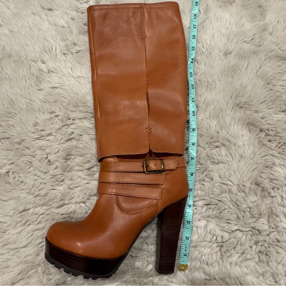 Hinge Tall Leather Boots, Size 6 - Picture 6 of 7